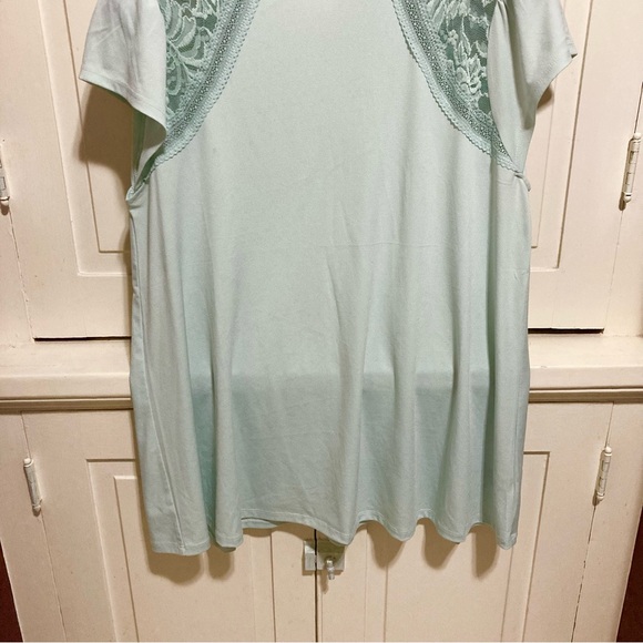 TORRID Size 2 Mint Green Floral Lace Short Sleeves Top Shirt Blouse *READ* - Picture 5 of 8